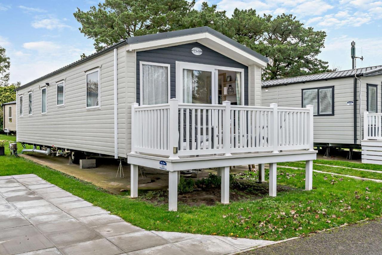 Sea La Vie Lodge, Rockley Park Holiday Park, Poole, Dorset エクステリア 写真