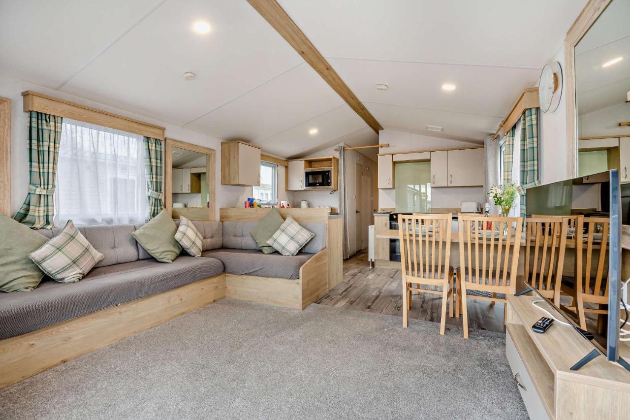 Sea La Vie Lodge, Rockley Park Holiday Park, Poole, Dorset エクステリア 写真