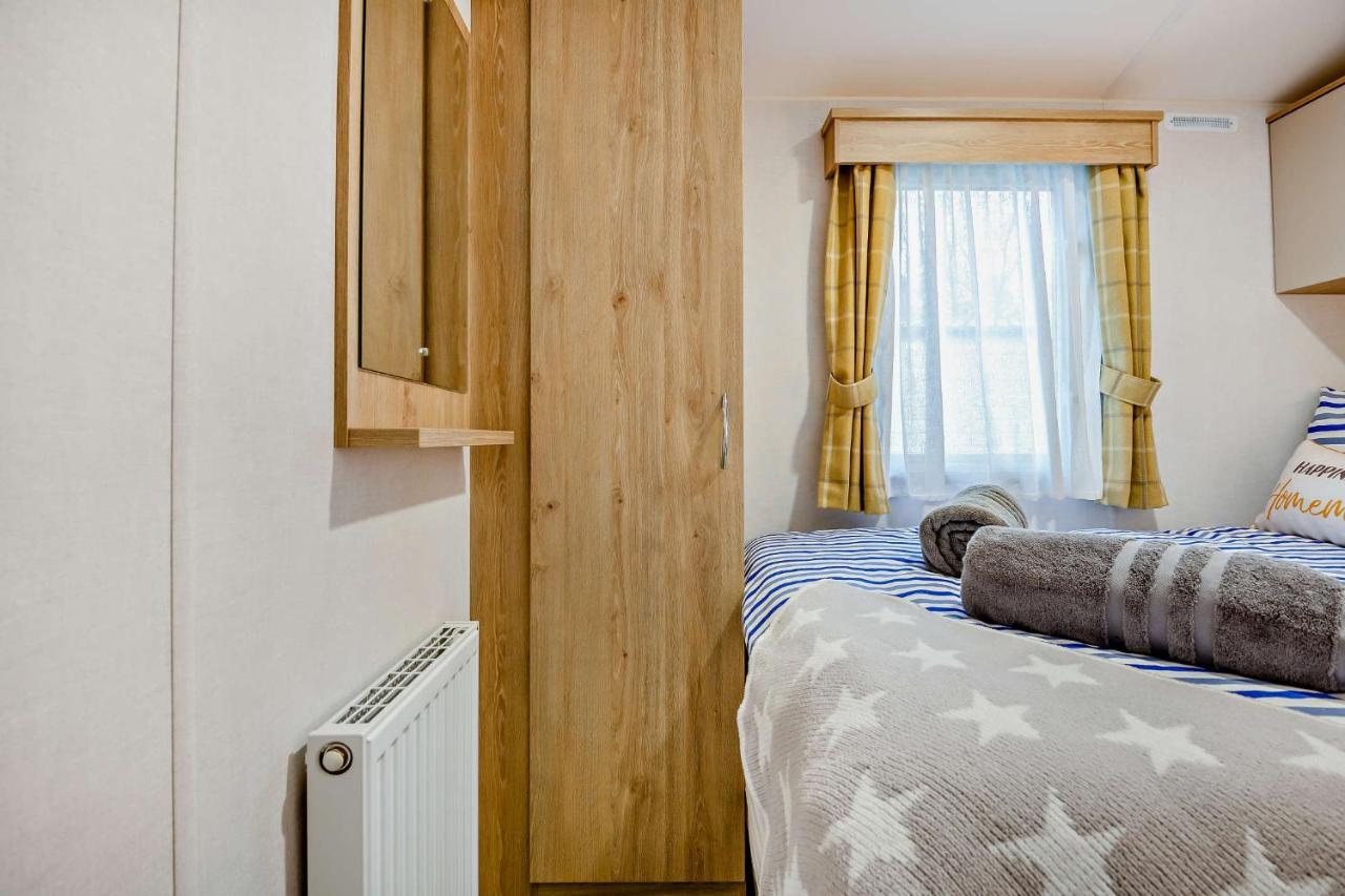 Sea La Vie Lodge, Rockley Park Holiday Park, Poole, Dorset エクステリア 写真