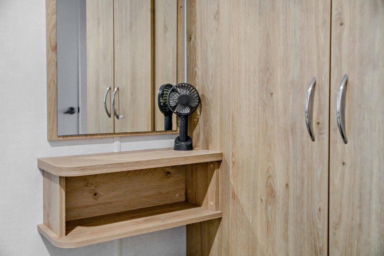 Sea La Vie Lodge, Rockley Park Holiday Park, Poole, Dorset エクステリア 写真