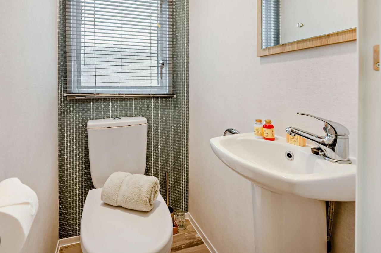 Sea La Vie Lodge, Rockley Park Holiday Park, Poole, Dorset エクステリア 写真